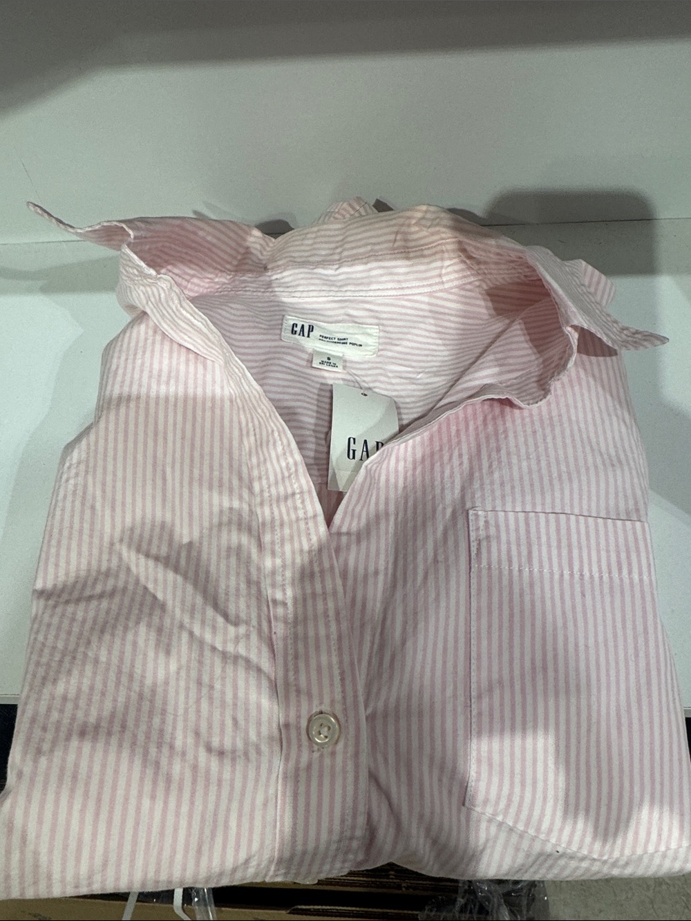 0077 GAP Pink Striped Button-Front Women's Shirt - Picture 2 of 4